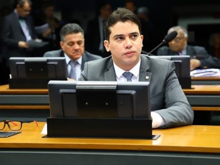 PF cumpre mandado na Câmara contra deputado Júnior Mano