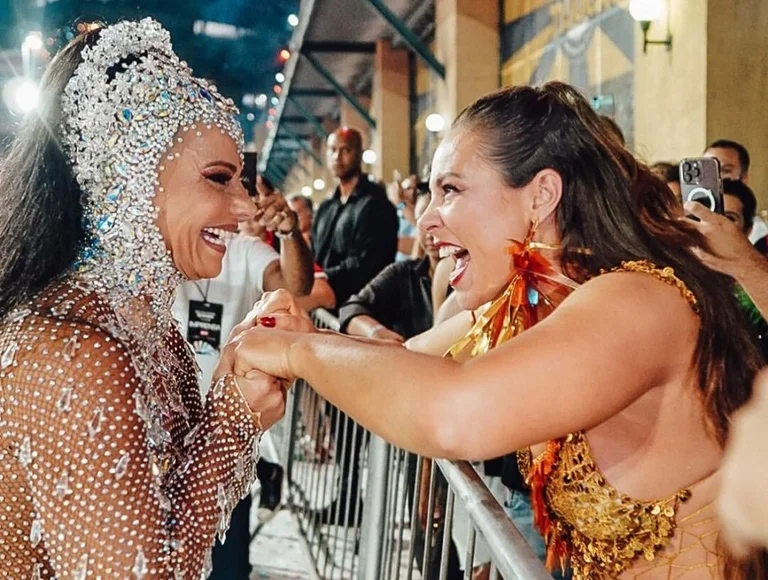 Juntas, Vivi Araújo e Paolla Oliveira são a sensação em noite de pré-Carnaval do Rio