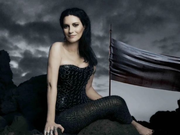 Laura Pausini retorna ao Brasil para se apresentar em estádio de São Paulo