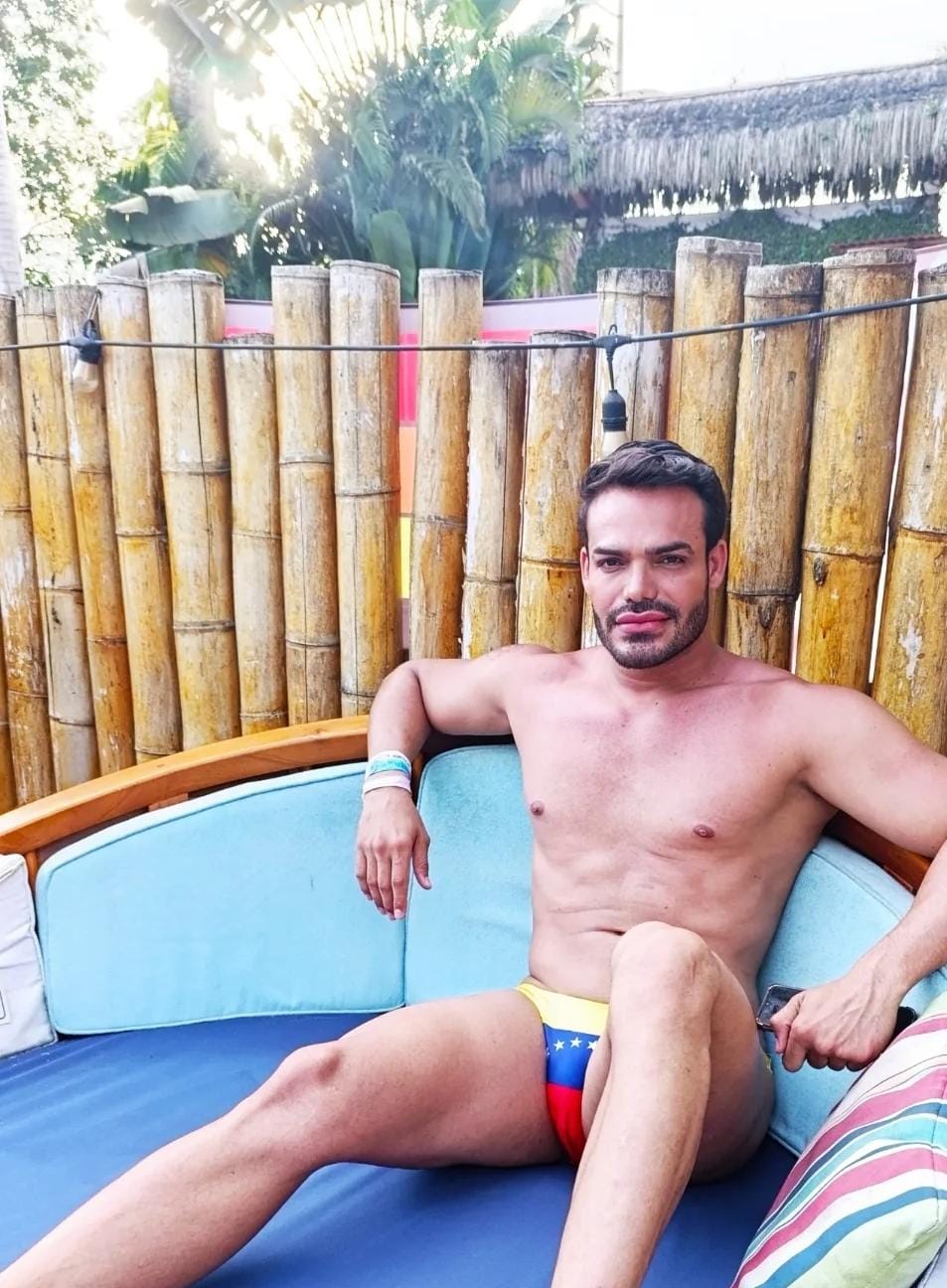 Reprodução/Instagram/@emiliosiempreoficial Reprodução/Instagram/@emiliosiempreoficial