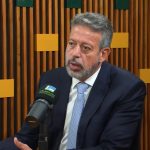 Lira descarta chantagem e garante que projeto do IR segue calendário