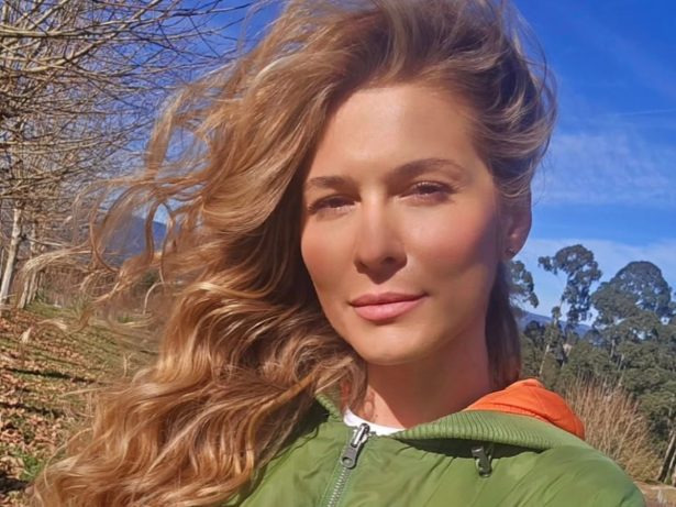 Lívia Andrade recorda ataques na escola na época do programa “Fantasia”