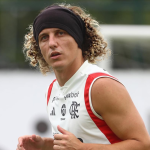 Advogados de David Luiz negam rompimento e explicam inclusão de novo escritório