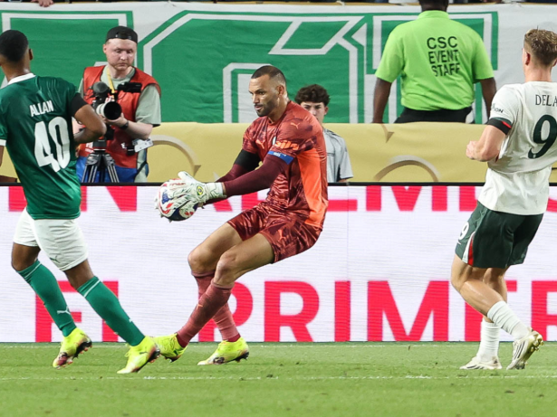 Bahia faz investida por Weverton, goleiro do Palmeiras