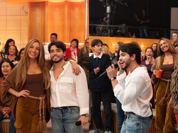 Cantor Thiago Freitas emociona ao relembrar trajetória e inspiração na sua 1ª vez no “Encontro”