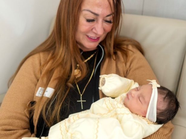 Nadine, mãe de Neymar, posta primeira foto com Mel e se declara para a neta: “Amada”