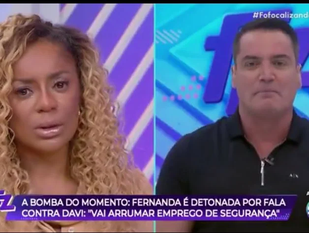 Leo Dias faz Cariúcha ir às lágrimas e anuncia contratação no SBT. Veja!