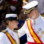 Princesa Leonor conclui treinamento militar a bordo de navio da Marinha da Espanha