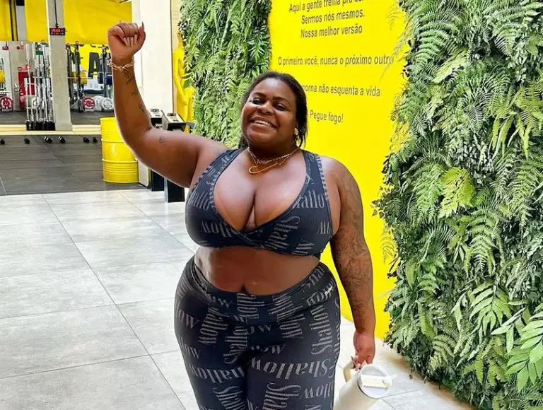 Liberdade cantou! Jojo comemora volta à academia após perder 26kg com bariátrica