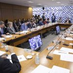 Governo adia votação da LDO e foca na aprovação de projetos fiscais na Câmara