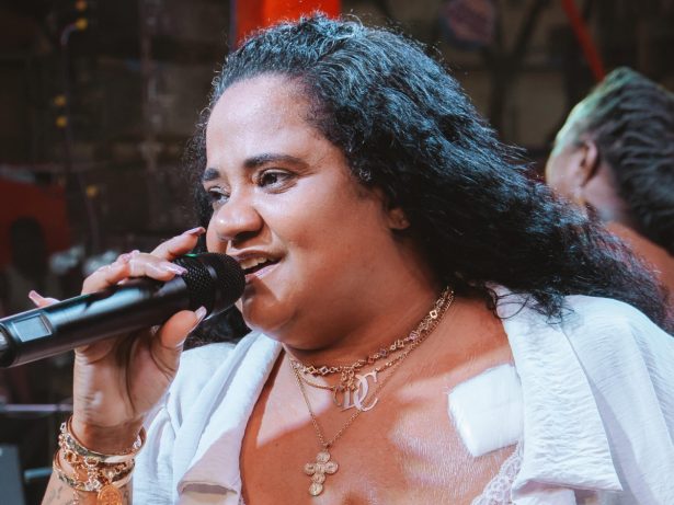 Luto no samba: morre Débora Cruz, sobrinha de Arlindo Cruz, aos 45 anos após AVC