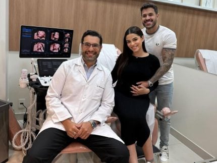 Key Alves emociona fãs ao mostrar ultrassom 3D do bebê