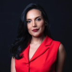 Apresentadora Márcia Dantas revela exigência para assinar com nova emissora