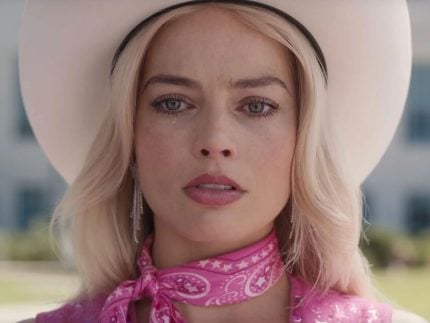 Margot Robbie pode estrelar remake de clássico dos anos 60 dirigido por Tim Burton