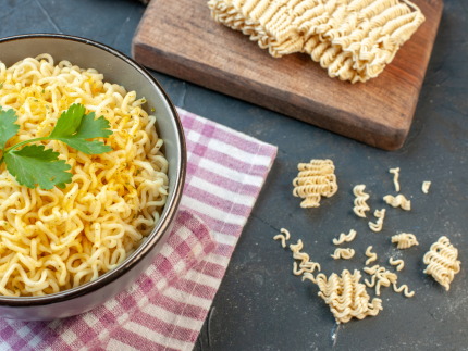 Massas instantâneas contaminadas por bactéria matam seis pessoas e causam alerta nos EUA