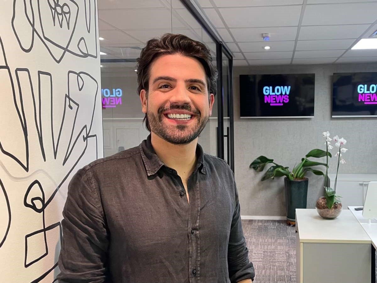 Matheus Baldi, jornalista e fundador do GlowNews (Reprodução / Redes Sociais)