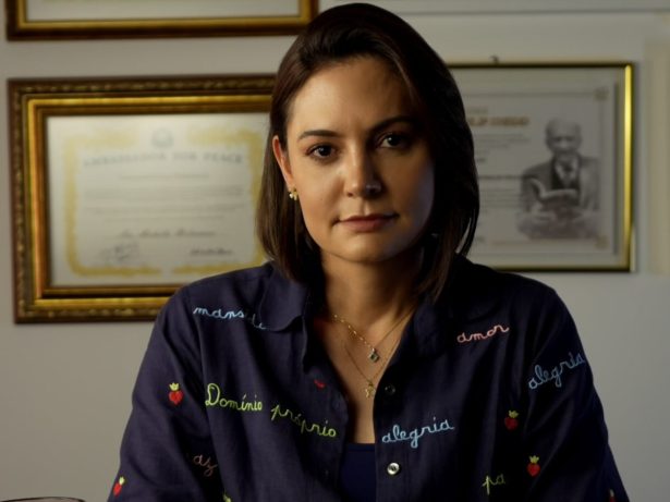 Michelle Bolsonaro renuncia à presidência do PL Mulher após embate com Flávio