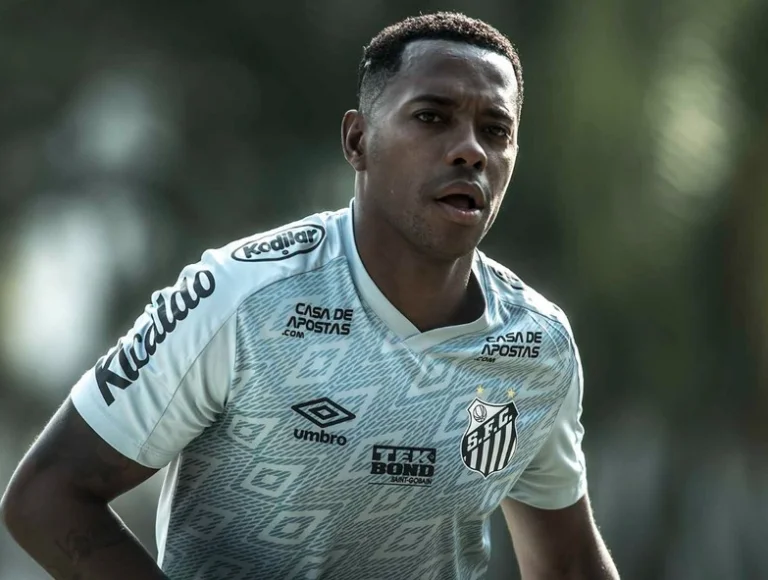 STJ  pede emissão de mandado e Robinho pode ser preso a qualquer momento. Saiba tudo!