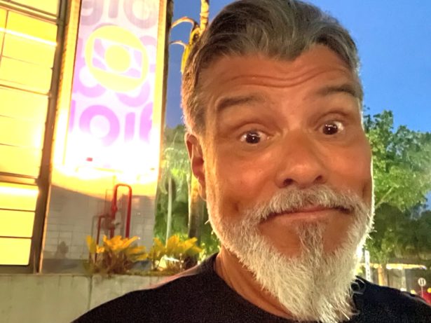 “Maturidade maior”, diz Maurício Mattar sobre retorno à Globo em “Por Você”