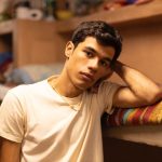 Namorado de Cristian em “Tremembé”, João Pedro Mariano revela como teatro o salvou