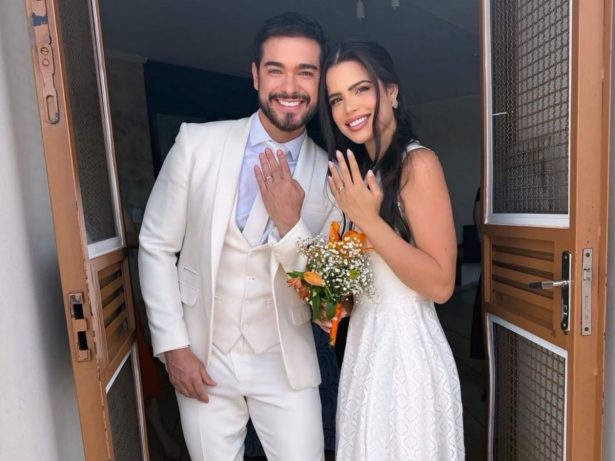 Discreto, Sidney Sampaio compartilha imagens do casamento com dermatologista