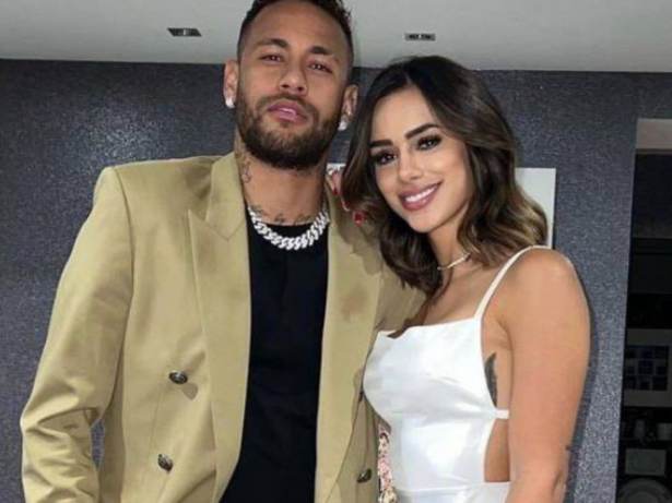 Em meio à polêmica, Bruna Biancardi curte post sobre relação com Neymar