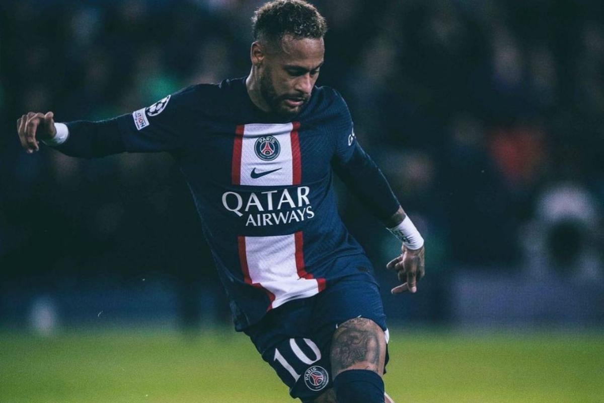 Neymar já tentou sair do PSG sem sucesso. Caso gerou briga com o pai