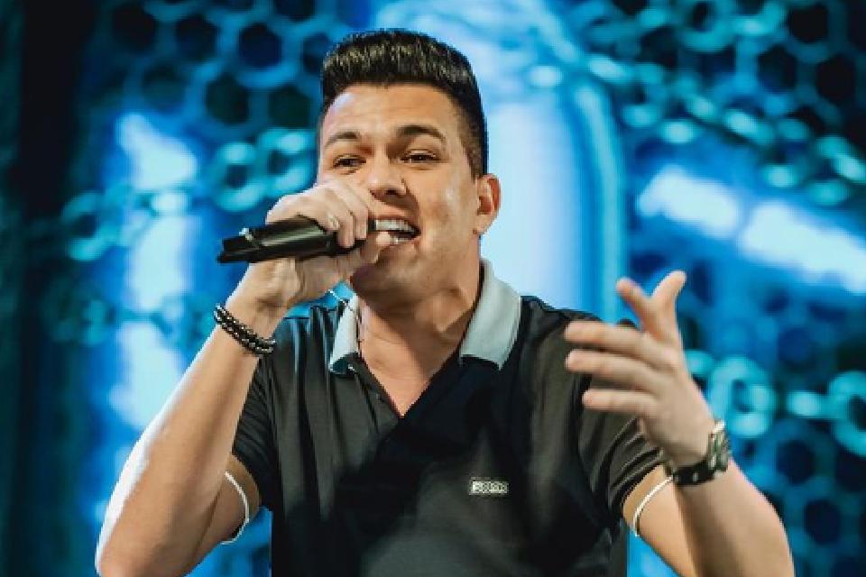 Vitor Fernandes fala sobre importância de união dos artistas