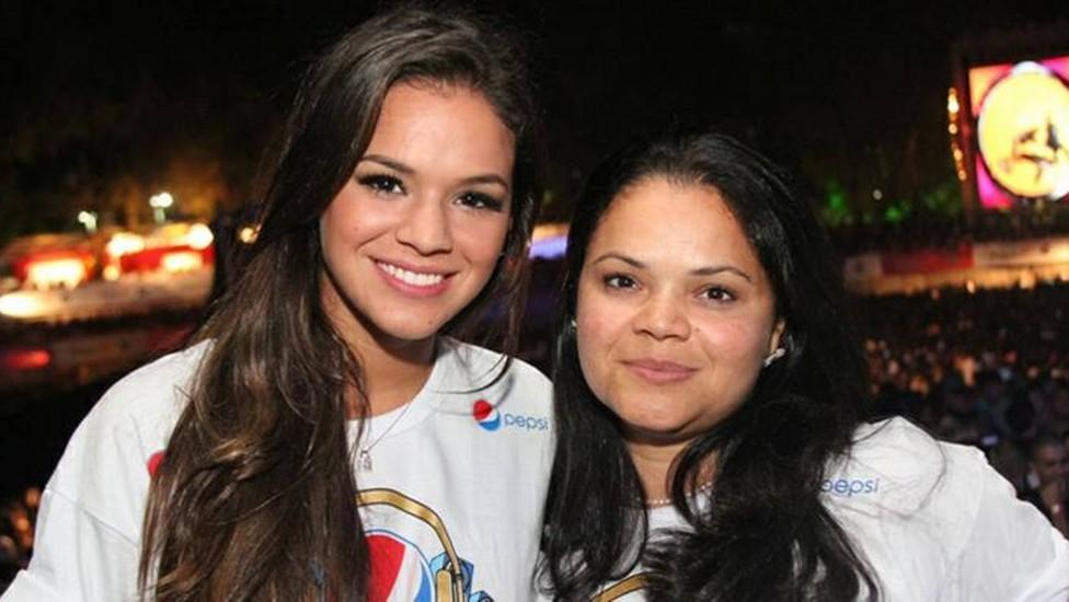 Larissa não está só! Marquezine também já brigou com mãe empresária