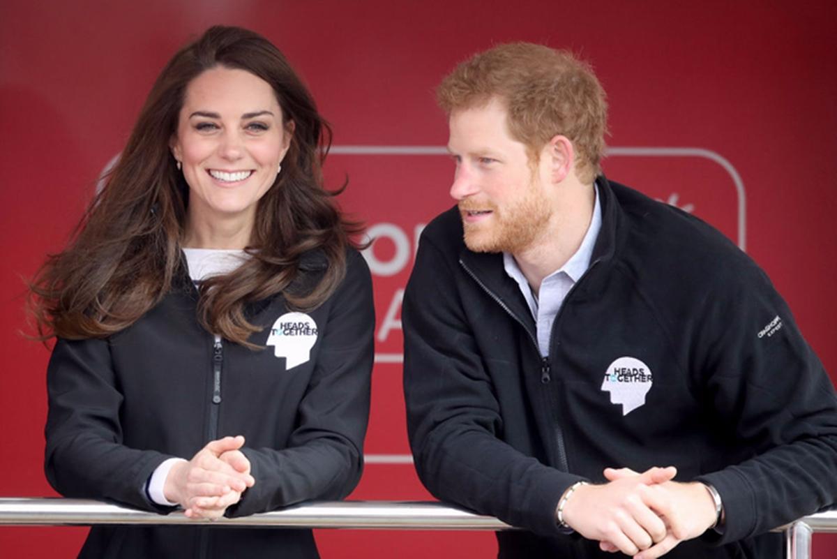 Kate Middleton tenta reaproximar Harry da Família Real