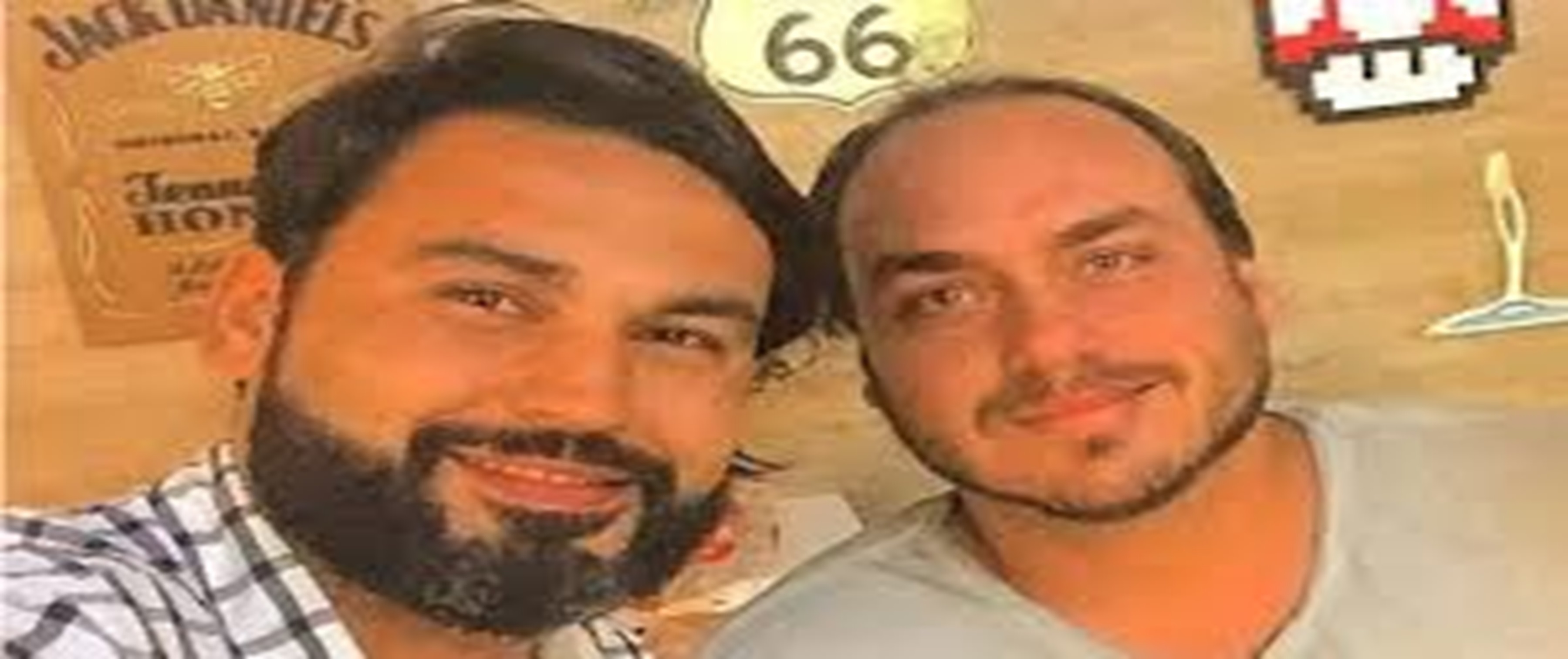Léo Índio e Carlos Bolsonaro - Internet Reprodução
