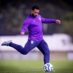 Memphis se irrita com preparação física do Corinthians e contesta controle de carga