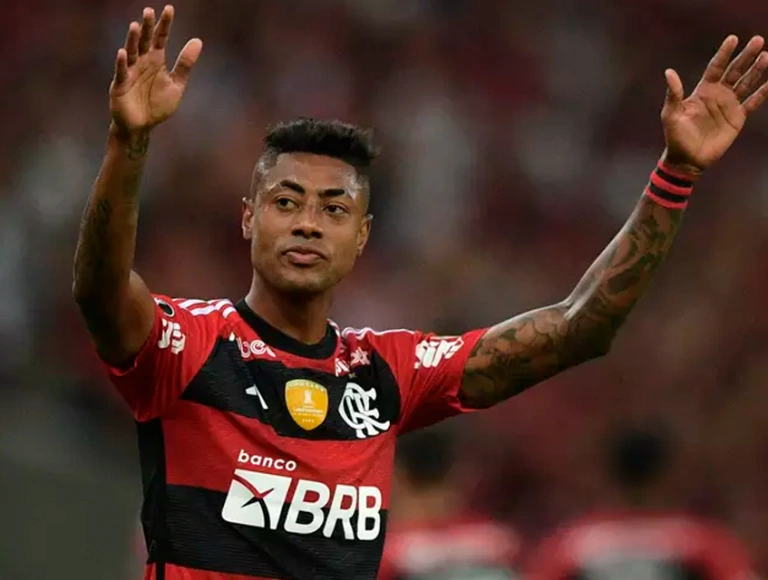 Oferta do Palmeiras balança Bruno Henrique, mas Flamengo não abre mão do jogador