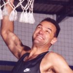 Famosos lamentam morte de Oscar Schmidt e destacam grandeza do ídolo do basquete