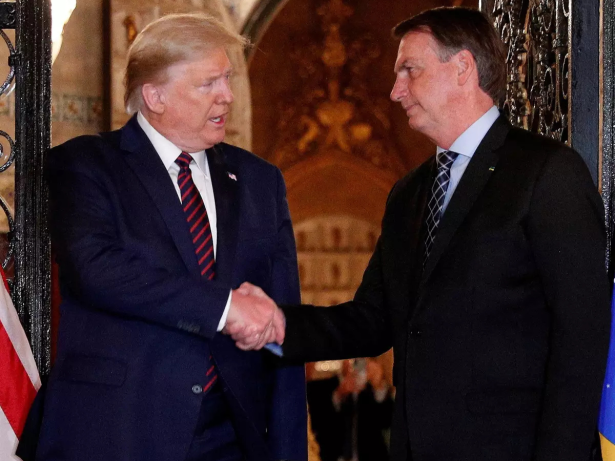 Ex-embaixador dos EUA diz que Bolsonaro é “página virada” para Donald Trump