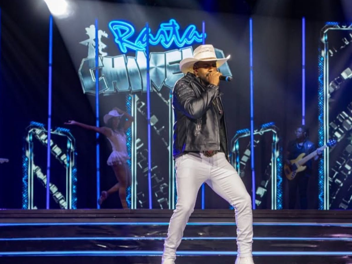 Crédito: Reprodução Instagram @rastachinelaoficial Crédito: Reprodução Instagram @rastachinelaoficial
