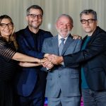 Lula recebe Wagner Moura e Kleber Mendonça Filho para exibição de “O Agente Secreto”