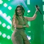 Simone Mendes conquista seu primeiro hit número 1 no Spotify em carreira solo