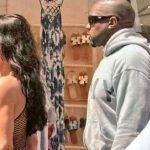 Ao lado de Kanye West, Bianca Censori surge com os seios de fora na Espanha