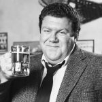 Morre o ator George Wendt, de “Cheers” e “Seinfeld”, aos 76 anos