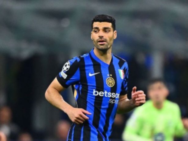 Preso por 12 dias no Irã, atacante da Inter de Milão busca liberação para jogar o Mundial