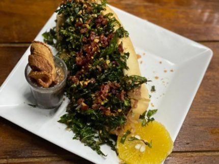 Hot dog de feijoada? Conheça a receita viral que ganhou o Rio de Janeiro