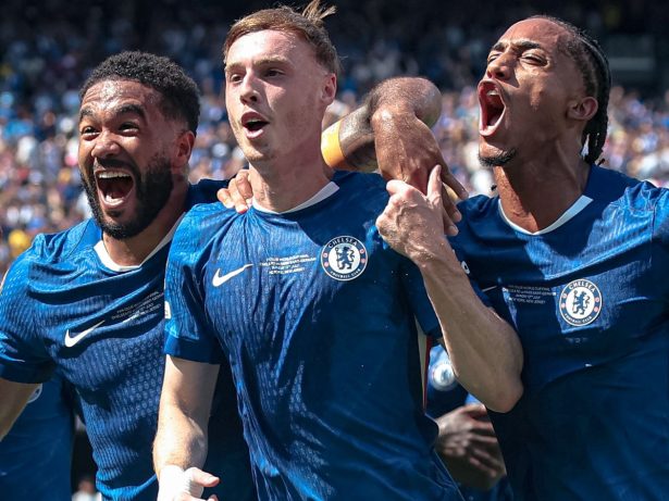 Chelsea decide no 1º tempo, goleia PSG e conquista o Mundial de Clubes