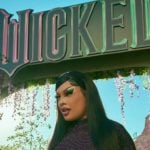 Gloria Groove fecha para ser Madame Morrible em Wicked; musical planeja nova extensão
