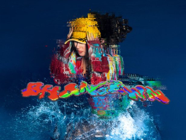 Pioneira do hyperpop no Brasil, cantora Nina Fernandes fala do estilo que virou trend com Charli XCX e Katseye