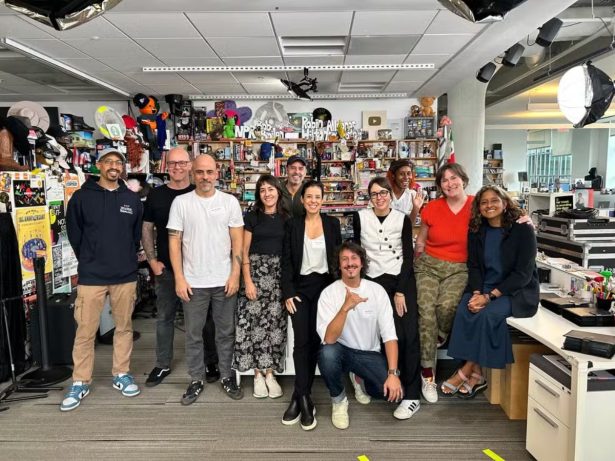 Icônico quadro “Tiny Desk Concert” ganhará versão brasileira ainda em 2025