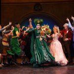 “Wicked” acerta em cheio ao escalar famosos fora da bolha dos musicais