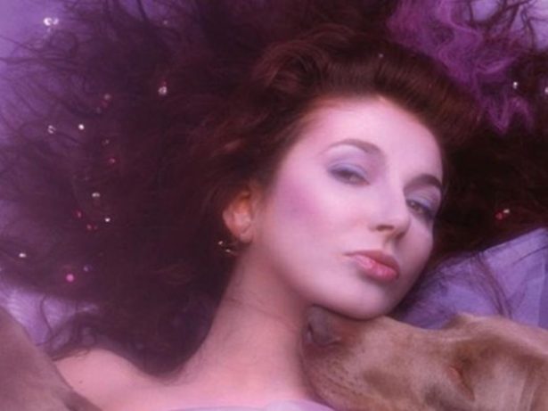 Revolução pop a “Stranger Things”: “Hounds of Love”, de Kate Bush, completa 40 anos