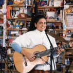 Cantora Luiza Brina participa do prestigiado “Tiny Desk Concert” americano