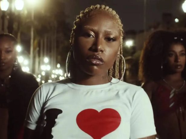 Destaque do rap, Ebony anuncia turnê especial para o deluxe do álbum “KM2”